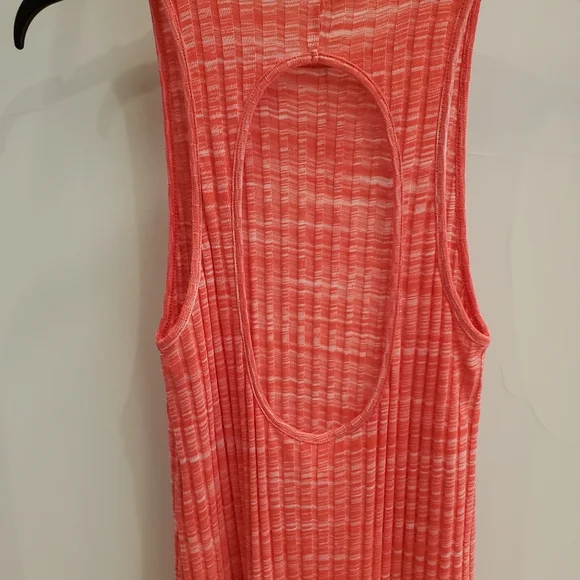 💖💕NWT ZARA ribbed keyhole midi dress hot pink Medium - Picture 2 of 4